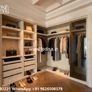 Traditional Wardrobe Design with Mirror Finish No-10526