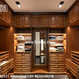 Classic Wardrobe Design with Beautiful Carvings No-10564