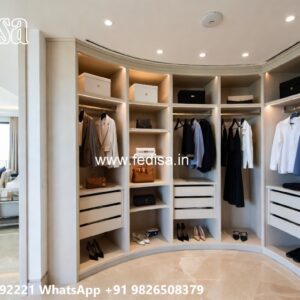 Luxury Bedroom Closet with Classic Appeal No-10601