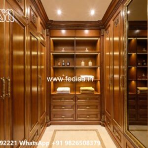 Vintage Closet Design with Rich Texture No-10615