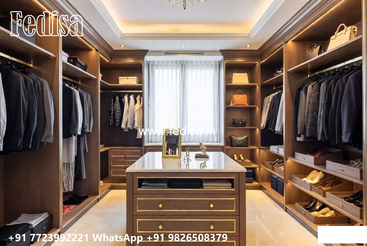 Luxury Classic Closet for Spacious Homes No-10647