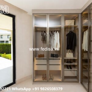 Vintage Closet Design with Premium Wood No-10676