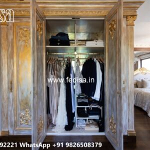 Royal Bedroom Closet with Rich Wood Beauty No-10714