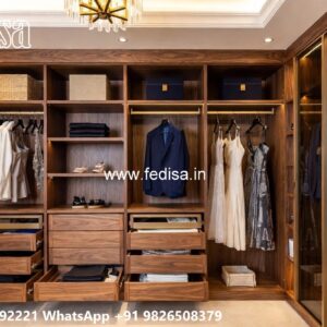 Traditional Closet Design with Decorative Elegance No-10715