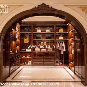 Royal Luxury Closet with Decorative Elegance No-10764