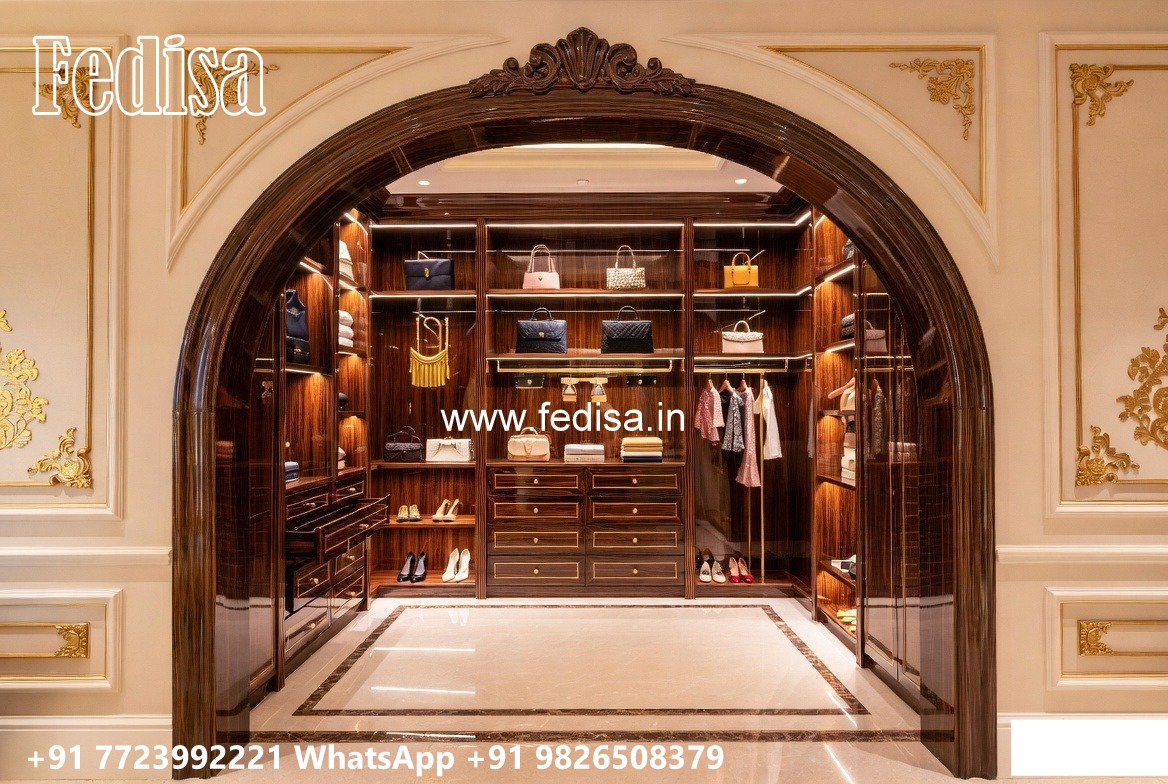 Royal Luxury Closet with Decorative Elegance No-10764